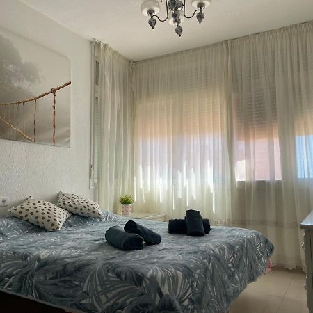 Home Away In The Heart Of Town Торремолинос Экстерьер фото